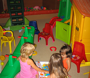 Costantonia apartments - children's play room
