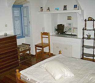 Eleni's house - bedroom