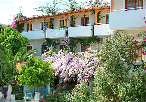 Costantonia Apartments
