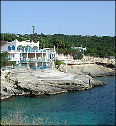 Nikos' seaside studios and apartments - Aghia Marina - Aegina - Long Term Rentals, Self Catering Apartments with Full Sea View