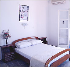 Crownview Suites - accommodation Marathonas - Aegina island - Greece