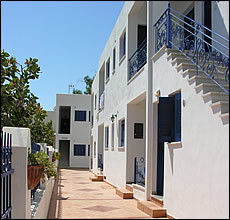 Crownview Suites - accommodation Marathonas - Aegina island - Greece