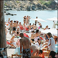 Beachlife Aiginitissa