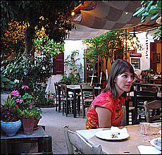 To Gramma - mezedopoleio - Aegina town - Greece