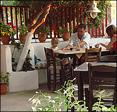 To Gramma - mezedopoleio - Aegina town - Greece