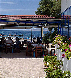 Kavouropetra taverna - Aegina island - Aegina