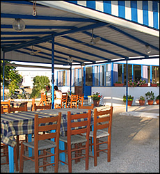 Kavouropetra taverna - Aegina island - Aegina