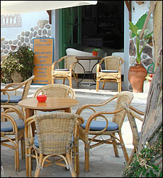 Agokeros - food & drinks - Perdika - Aegina island - Greece