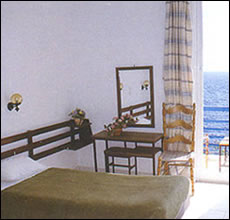 Budget Campers - Aegina island - Greece