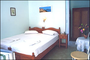 Electra pension - Aegina town - rooms to let