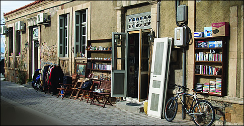 Kaloriziko - second hand shop - Aegina town - Aegina island - Greece