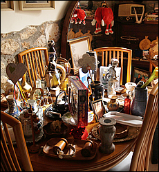 Kaloriziko - second hand shop - Aegina town - Aegina island - Greece