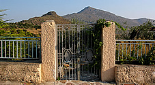 Pachia Rachi - hill village of stone houses